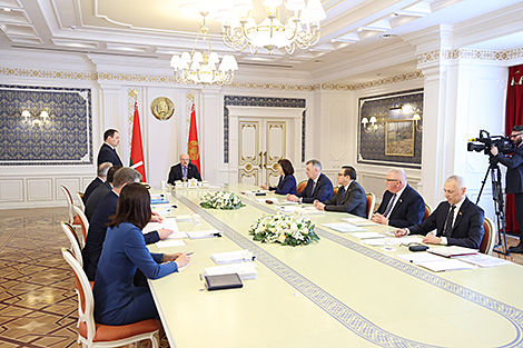 Lukashenko calls meeting to discuss upcoming Belarusian People’s Congress