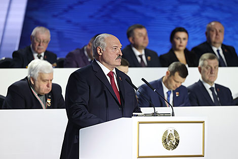 Lukashenko compares value for money, quality of Belarusian MTZ tractors, Kalashnikov assault rifles