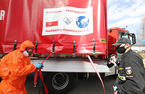 Poland donates aid to Belarus to help fight coronavirus