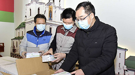 Belarusian Minsk Oblast sends face masks to China’s Chongqing