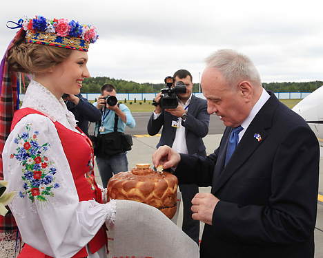 Президент Молдовы прибыл с официальным визитом в Беларусь