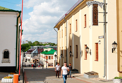 Отель "Монастырский" в Верхнем городе