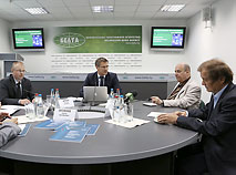 Roundtable on sociology and electoral processes by the Belaruskaya Dumka magazine hosted by BelTA's press center in June 2015