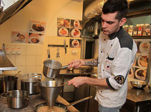 Stanislav Lubas is cooking vereshchaka