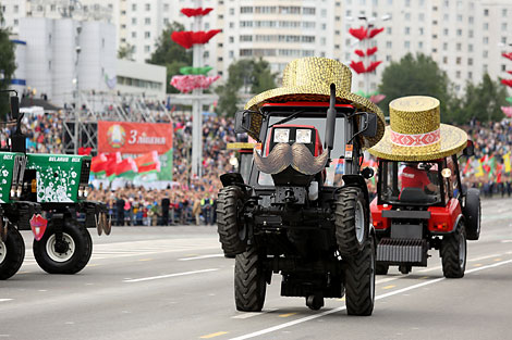 Ballet of MTZ tractors