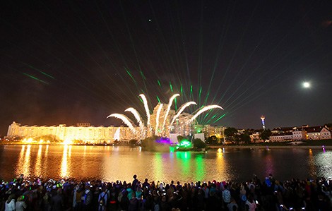 A superb fireworks show wraps up Minsk City Day celebrations