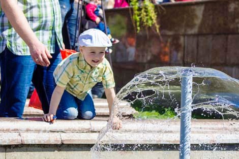 Fountains open in Mogilev