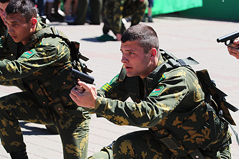 День пограничника в Минске 