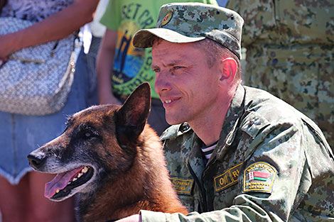 Border service's 100th anniversary celebrations in the Gorky Park