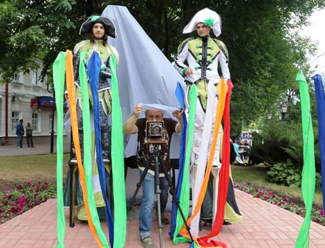 The unveiling of the Vitebsk Giant Monument