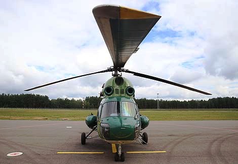 Mi-2 helicopter