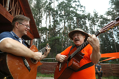 Organizer of the festival Sergei Kulyagin with Boris Burda