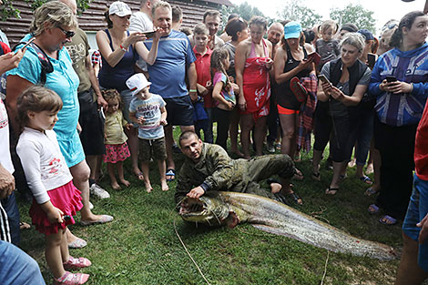 Bard Music & Fishing Festival 2018 record: Nikolai Shepetov catches 40kg catfish