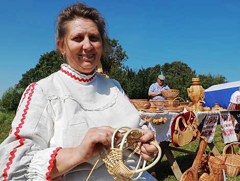 Radimichi folk festival in Chausy District