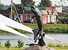 A monument to silver trout in Ostrovets