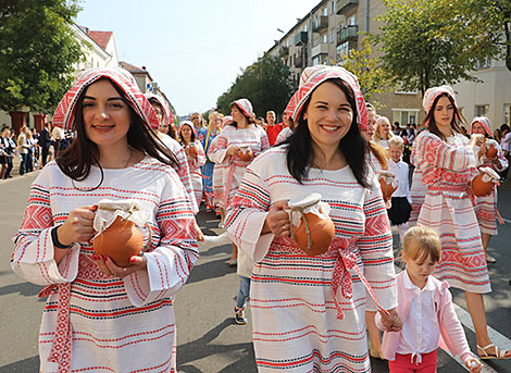 The costume parade “Polotsk and Polotsk citizens”