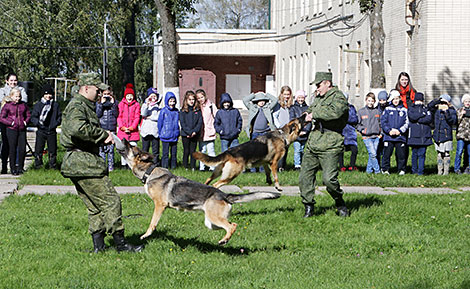 K9 center of Belarus' Armed Forces marks its 25th anniversary