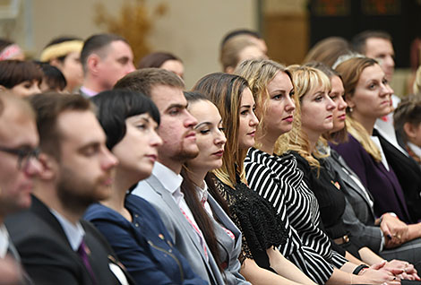 Lukashenko meets with BRSM Youth Union core group in the Palace of Independence