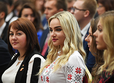 Lukashenko meets with BRSM Youth Union core group in the Palace of Independence
