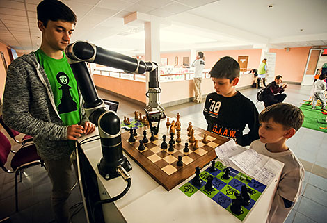 Black Pawn chess festival in Brest