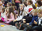 Belarus’ National Olympic Committee hosts New Year event for children