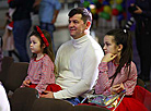 Belarus’ National Olympic Committee hosts New Year event for children