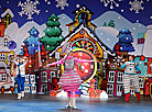 Belarus’ National Olympic Committee hosts New Year event for children