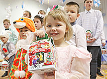 New Year Children’s Charity Campaign in Belarus