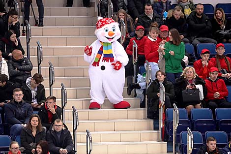 Belarus President Team beat IIHF Team 13:7