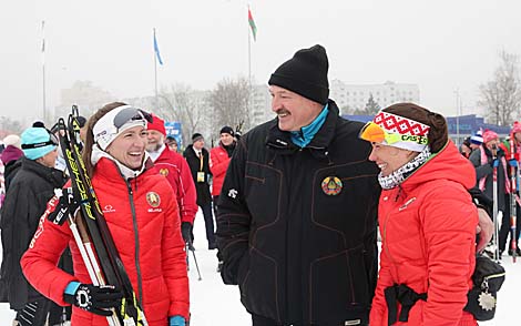 Аляксандр Лукашэнка, 
Дар'я Домрачава, Надзея Скардзіна