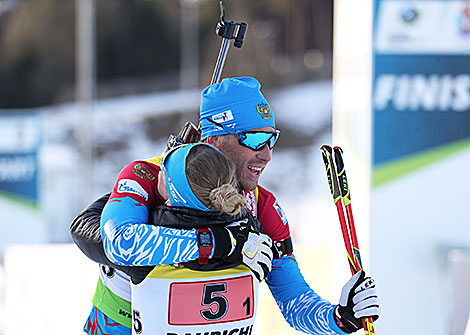 Dmitry Malyshko and Evgeniya Pavlova (Russia)