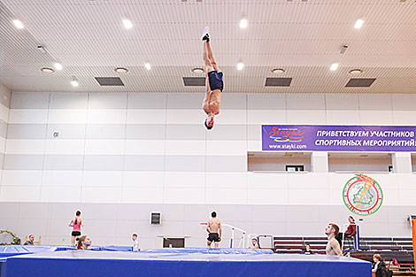 Belarusian trampolinists train in Staiki sports center