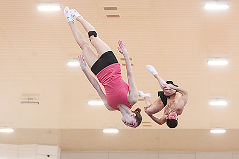 Belarusian trampolinists train in Staiki sports center