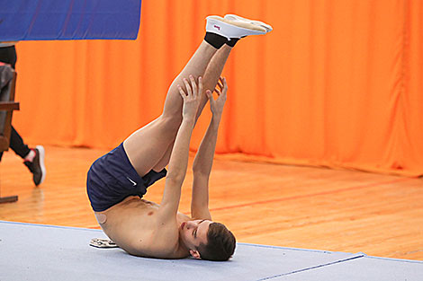 Belarusian trampolinists train in Staiki sports center