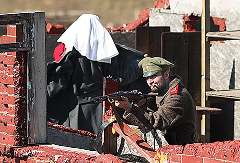 WWI battle reenactment at Stalin Line