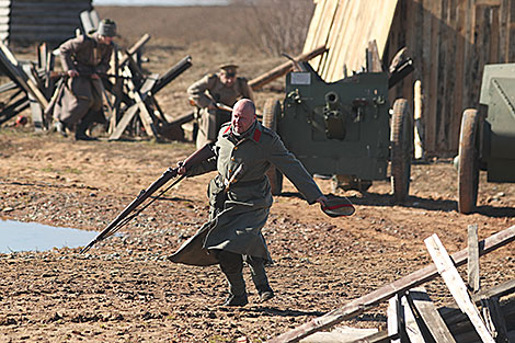 WWI battle reenactment at Stalin Line