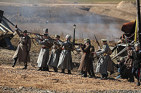 WWI battle reenactment at Stalin Line