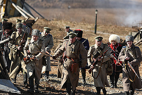 WWI battle reenactment at Stalin Line