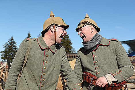 WWI battle reenactment at Stalin Line