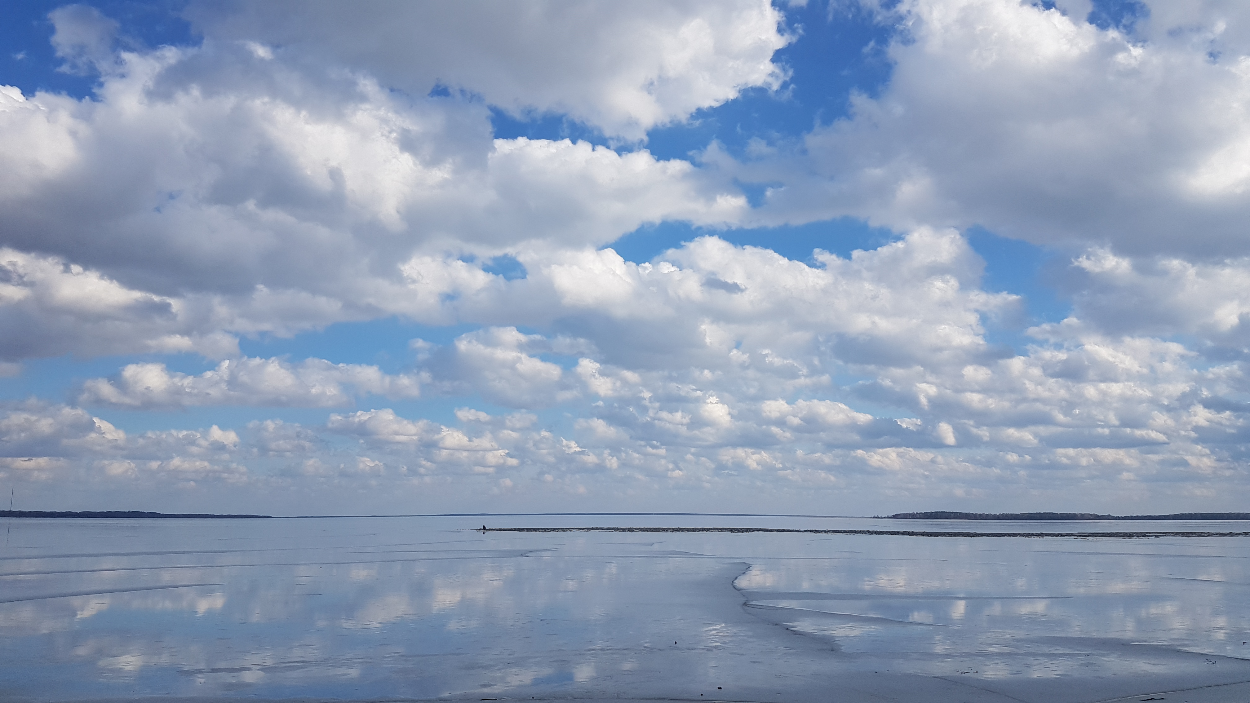 Spring on Lake Naroch