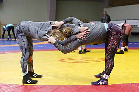 Belarusian women's wrestling team getting ready for 2nd European Games