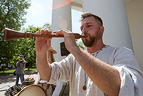 Minsk kicks off reenactment season in Upper Town