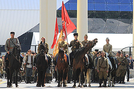 1944 partisan parade reenactment in Minsk