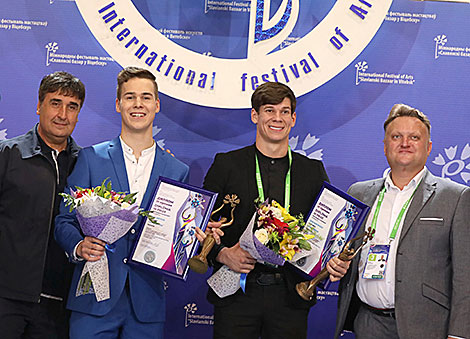 Dmitry Babak from Ukraine and Russian Ivan Dyatlov shared the Third Prize