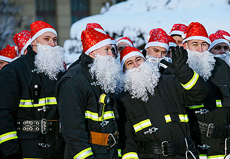 Parade of Father Frosts and Snow Maidens in Minsk