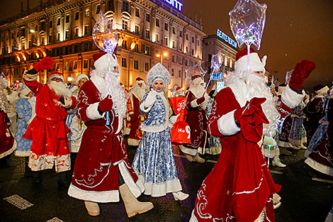 Parade of Father Frosts and Snow Maidens in Minsk