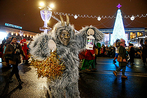 Parade of Father Frosts and Snow Maidens in Minsk