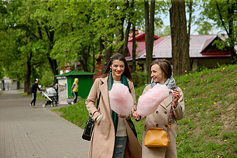 Amusement rides open in Minsk