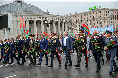 Belarus Remembers! patriotic procession in Minsk