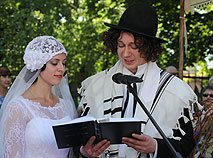 100th anniversary of the wedding of Marc Chagall and Bella Rosenfeld in Vitebsk